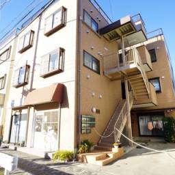 【成約済み】中原町1丁目 本川越駅徒歩2分でGO! 【ご成約済み♪】中原町1丁目から贈る第二弾!本川越駅徒歩2分の1K物件がまさかの募集です。新しい内装、全室角部屋、そしてエアコン装備だからすぐに生活を始められます!学校もバイトも遊びもここならすぐにGO!ご連絡お待ちしております。